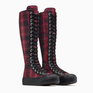 Chuck Taylor All Star Lift XXHi Platform Plaid Red/Black - Size 6